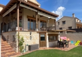 Chalet independiente con terreno en venta en la España, La Lastrilla, ref: TR180439 foto