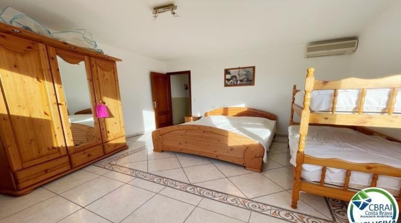 Gerona - Roses - 693m2
