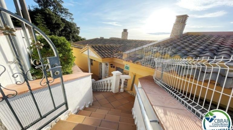 Gerona - Roses - 693m2
