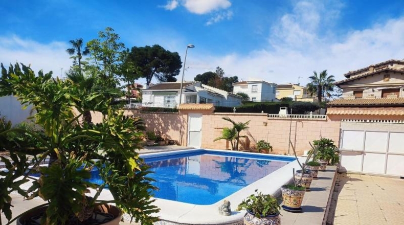 Alicante - Torrevieja - 820m2