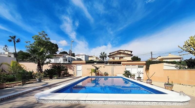 Alicante - Torrevieja - 820m2