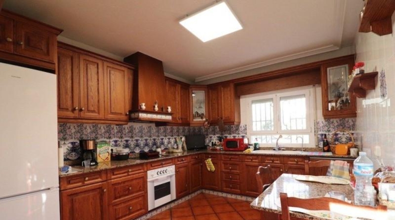 Alicante - Torrevieja - 1900m2