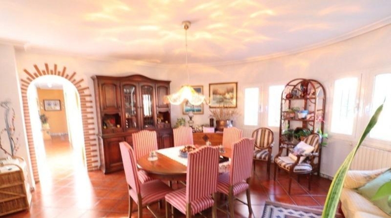 Alicante - Torrevieja - 1900m2