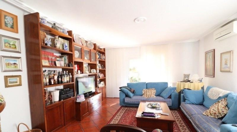 Alicante - Torrevieja - 1900m2