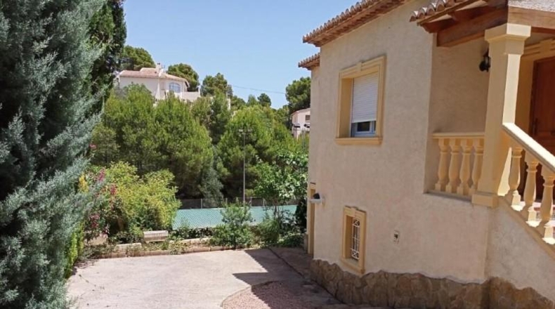 Alicante - Altea - 572m2