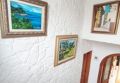 Отдельно стоящий дом с участком на продажу в городе Calvià Фото