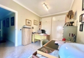 Chalet independiente con terreno en venta en la España, Arona, ref: TR345430 foto