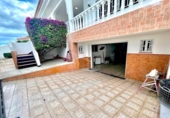 Chalet independiente con terreno en venta en la España, Arona, ref: TR345430 foto