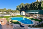 Chalet independiente con terreno en venta en la España, Orihuela, ref: TR341072 foto