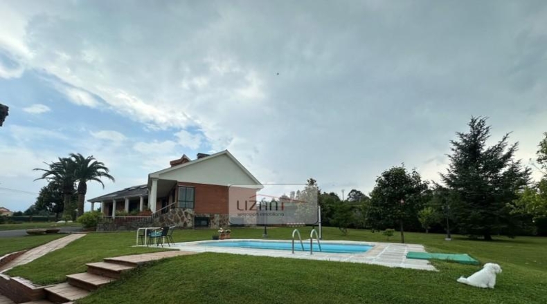 Астурия - Oviedo - 3200m2
