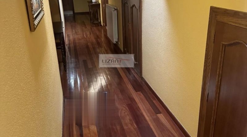 Астурия - Oviedo - 3200m2