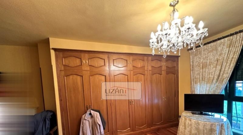 Астурия - Oviedo - 3200m2