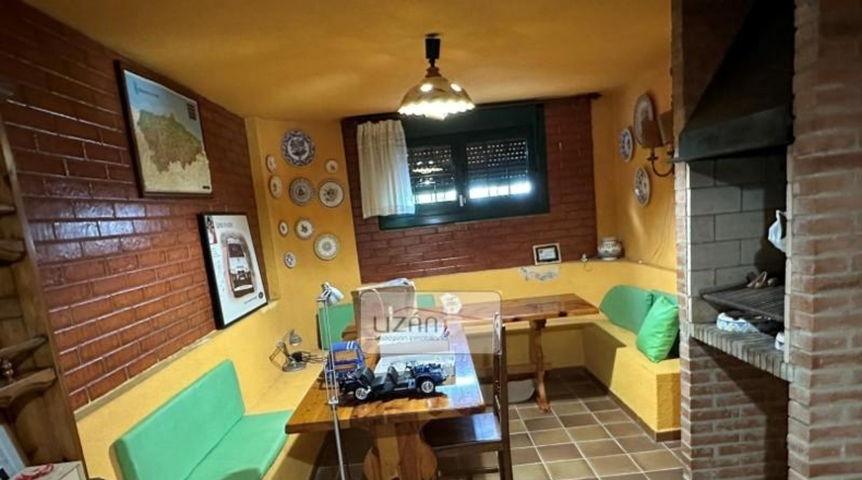 Астурия - Oviedo - 3200m2