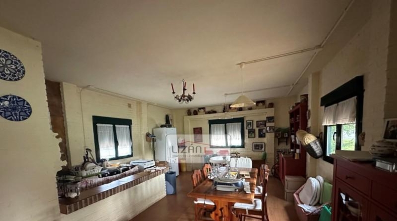 Астурия - Oviedo - 3200m2