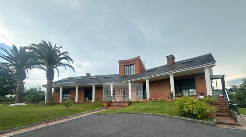 Астурия - Oviedo - 3200m2