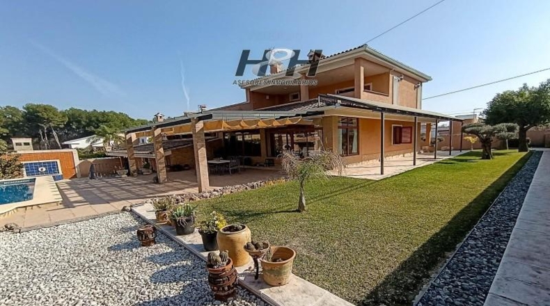 Valencia - Ribarroja del Turia - 512m2