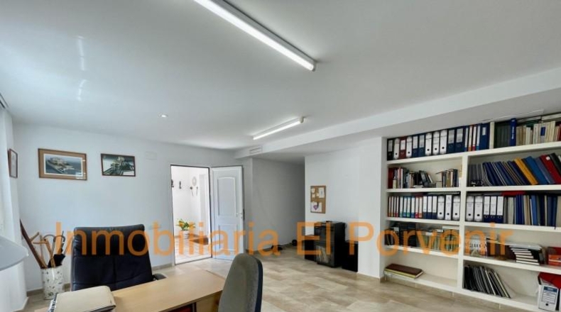 Valencia - Torrente - 672m2