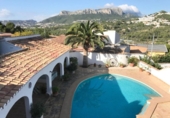 Xalet independent amb terreny en venda a la España, Calp, ref.: TR226268 foto