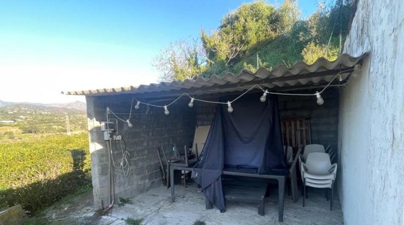Málaga - Estepona - 12200m2
