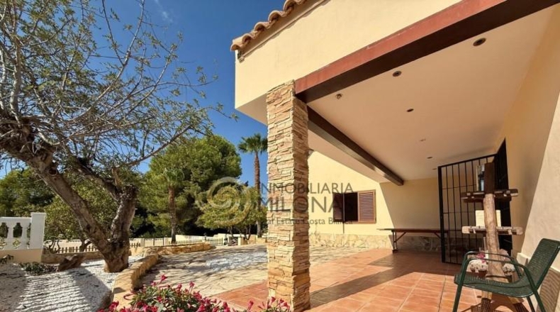 Alicante - La Nucía - 940m2