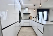 Отдельно стоящий дом с участком на продажу в городе Orihuela Фото