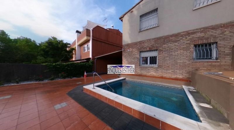 Tarragona - Reus - 990m2