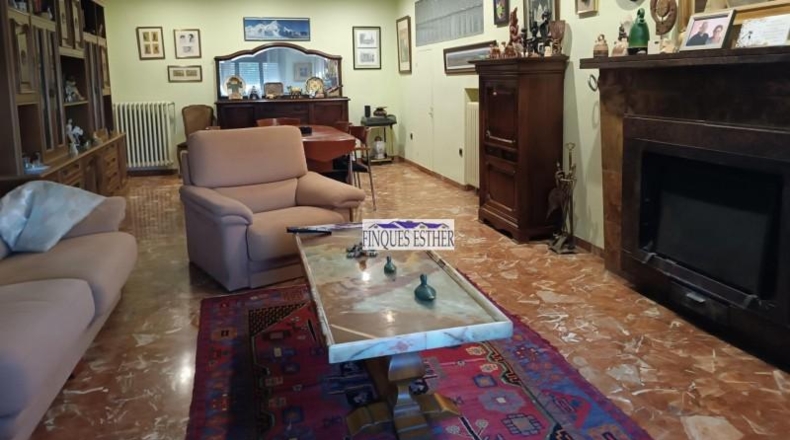Tarragona - Reus - 990m2