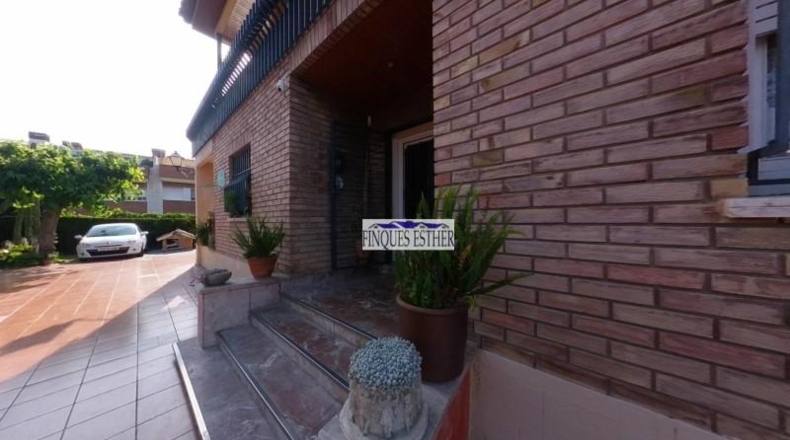 Tarragona - Reus - 990m2