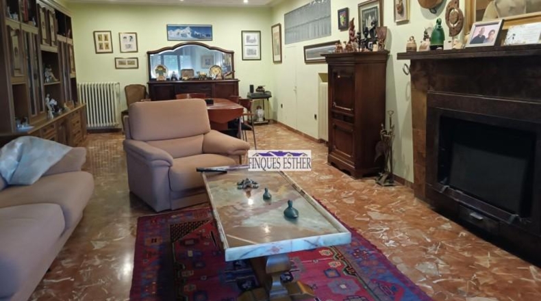 Tarragona - Reus - 990m2