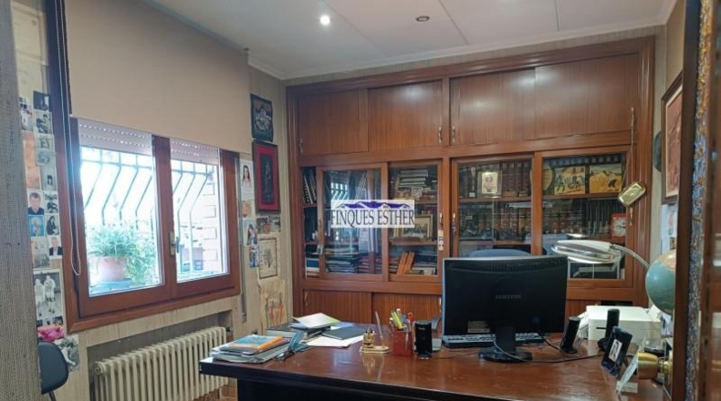 Tarragona - Reus - 990m2