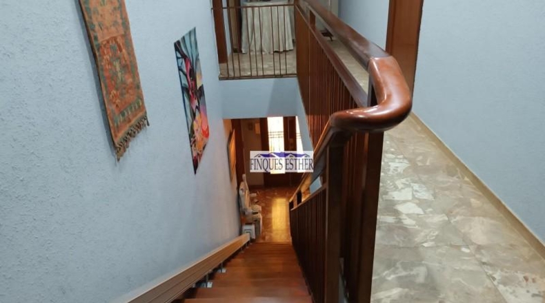 Tarragona - Reus - 990m2