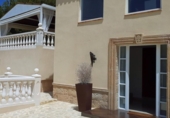 Chalet independiente con terreno en venta en la España, L'Alfàs del Pi, ref: TR161874 foto