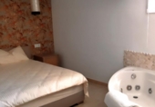 Chalet independiente con terreno en venta en la España, L'Alfàs del Pi, ref: TR161874 foto