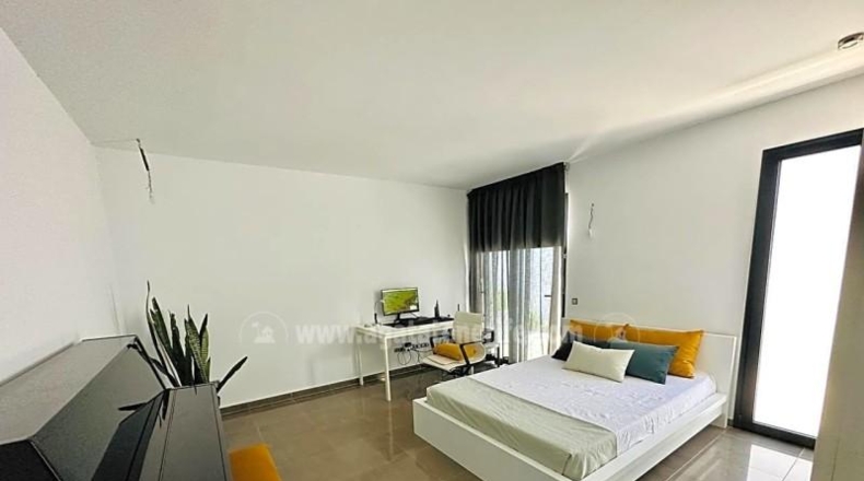 Santa Cruz de Tenerife - Puerto de la Cruz - 542m2