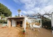 Chalet independiente con terreno en venta en la España, Dénia, ref: TR372968 foto