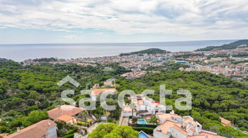 Girona - Lloret de Mar - 1653m2