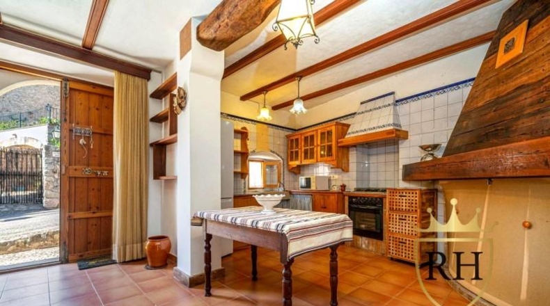 Balearic Islands - Selva - 230m2