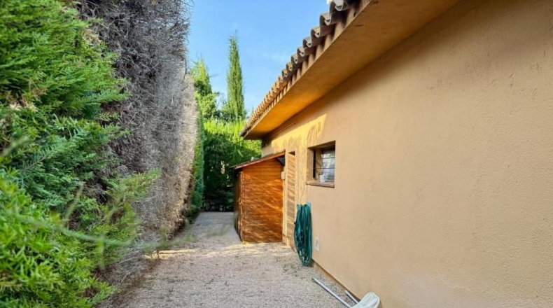 Gerona - Navata - 960m2