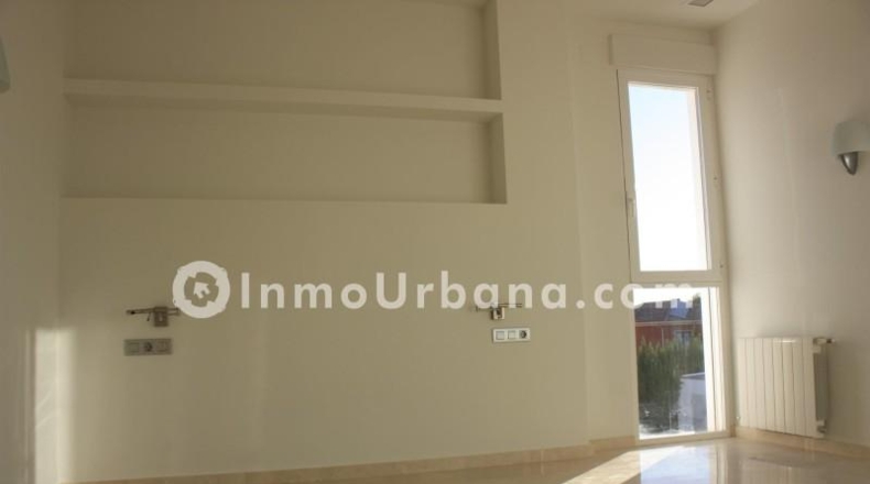 Alicante - Monforte del Cid - 1200m2