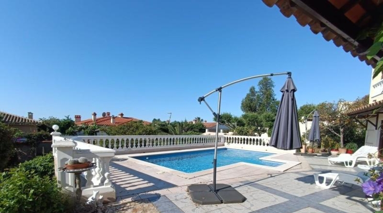 Girona - Roses - 1092m2