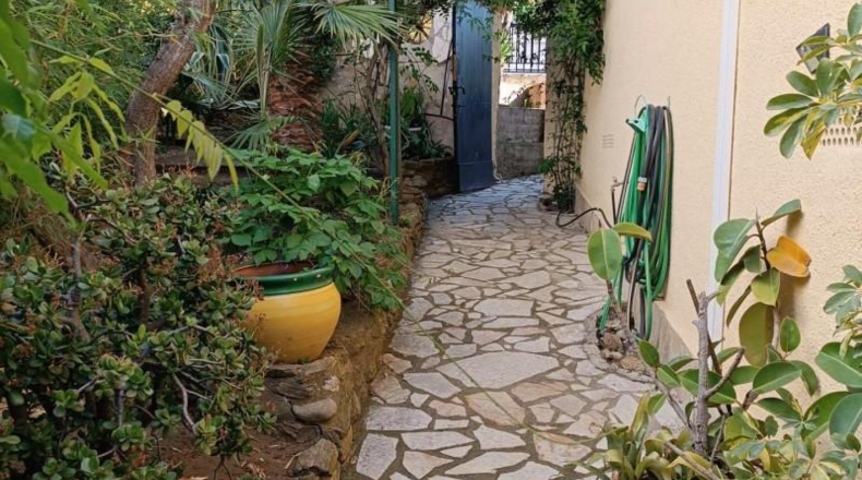 Girona - Roses - 1092m2