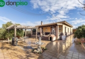 Xalet independent amb terreny en venda a la España, La Zubia, ref.: TR238908 foto