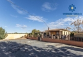Xalet independent amb terreny en venda a la España, La Zubia, ref.: TR238910 foto