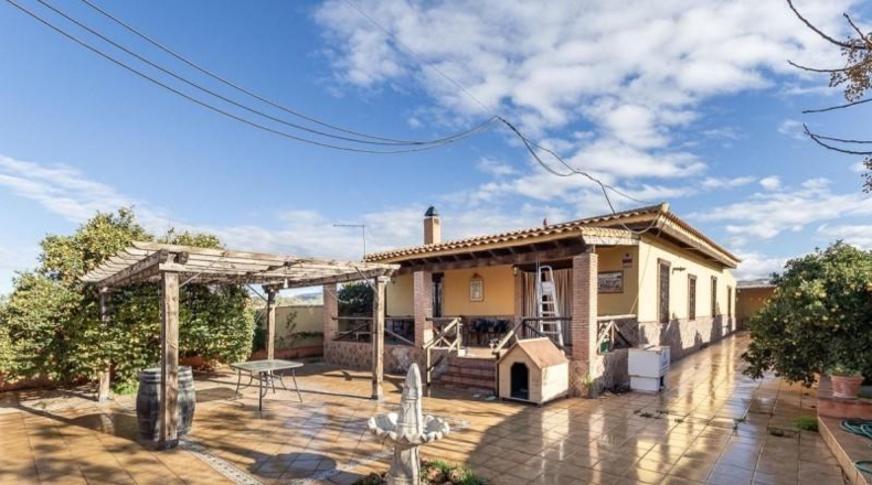 Granada - La Zubia - 6340m2