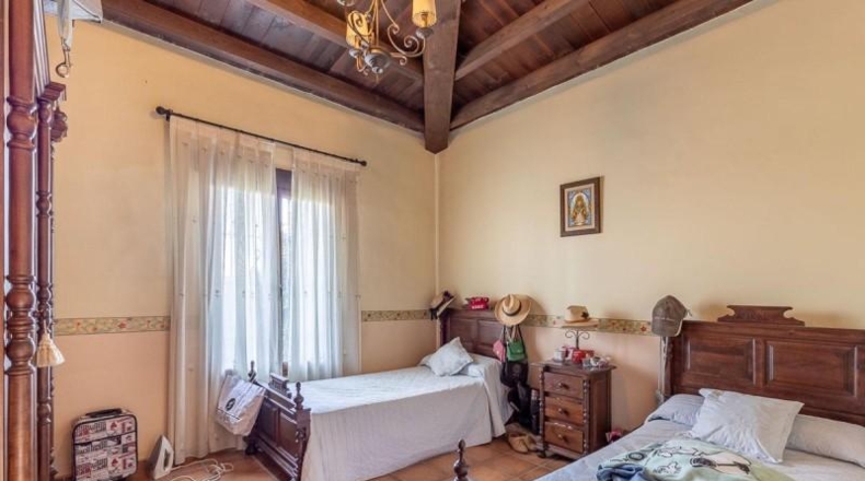Granada - La Zubia - 6340m2
