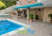 Chalet independiente con terreno en venta en la España, Almuñécar, ref: TR133608 foto