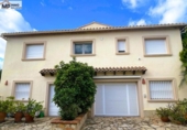 Xalet independent amb terreny en venda a la España, Calp, ref.: TR359755 foto
