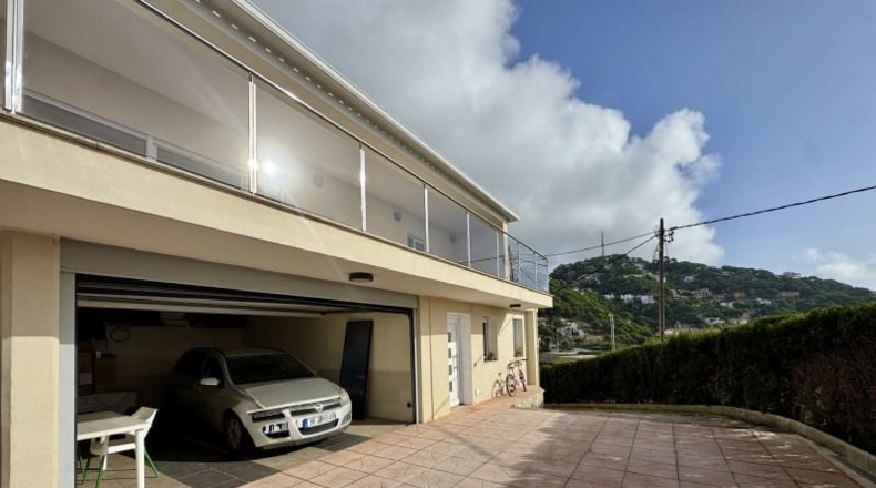 Жирона - Lloret de Mar - 1800m2