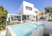 Отдельно стоящий дом с участком на продажу в городе Campo-Mijas Фото