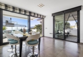 Отдельно стоящий дом с участком на продажу в городе Campo-Mijas Фото